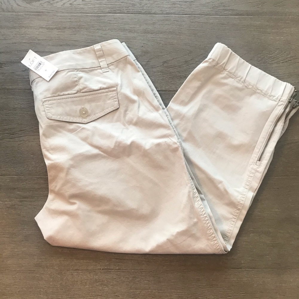 NWT! Loft size 6 cropped khakis. Never worn!